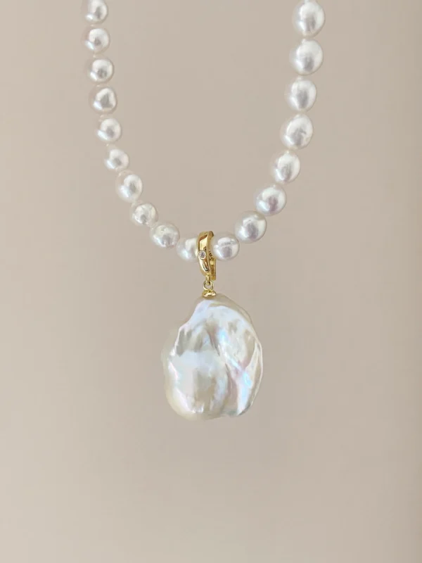 Large/ Medium Baroque Pearl Pendant with Sterling Silver Clasp– raffiepearls07