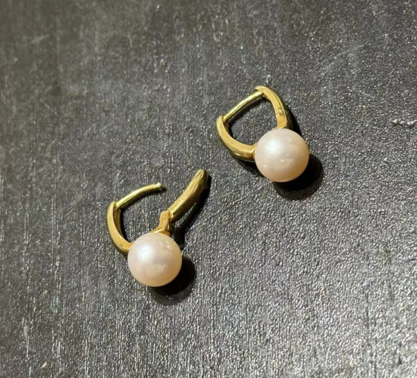 Raffie & Julia "Pearl Ear Huggies" Natural Pearls in Gold Plated Sterling Silver