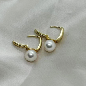 Raffie & Julia "Pearl Ear Huggies" Natural Pearls in Gold Plated Sterling Silver