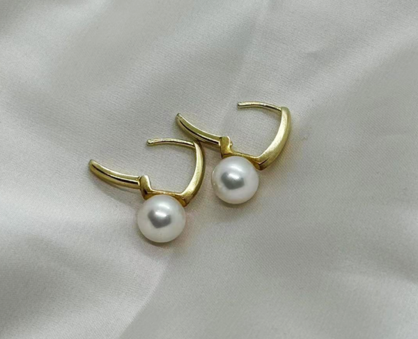 Raffie & Julia "Pearl Ear Huggies" Natural Pearls in Gold Plated Sterling Silver