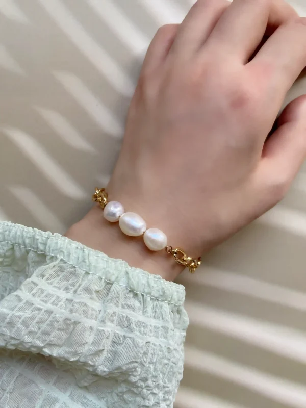 Baroque Pearl Bracelet with Gold Plated Non-Tarnish Chain - raffiepearls44