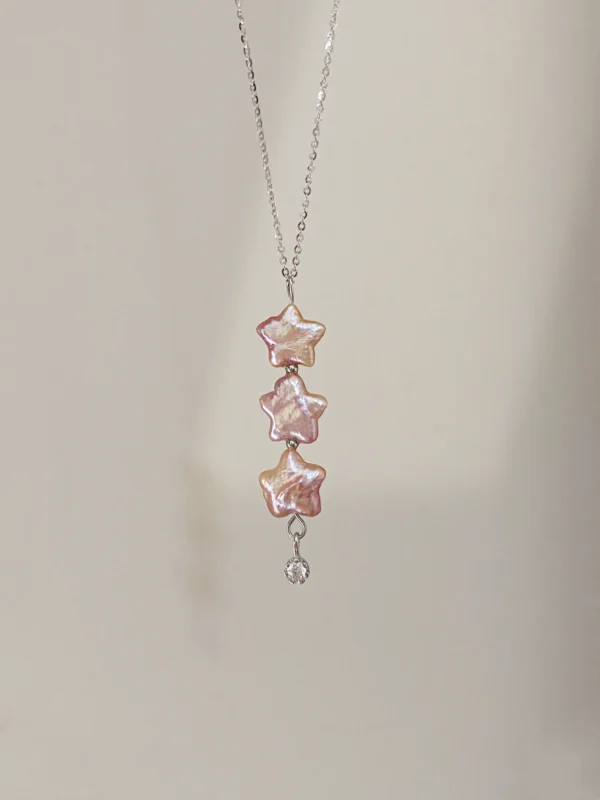 Star-Shaped Pearls Necklace in Adjustable Sterling Silver Chain- raffiepearls02