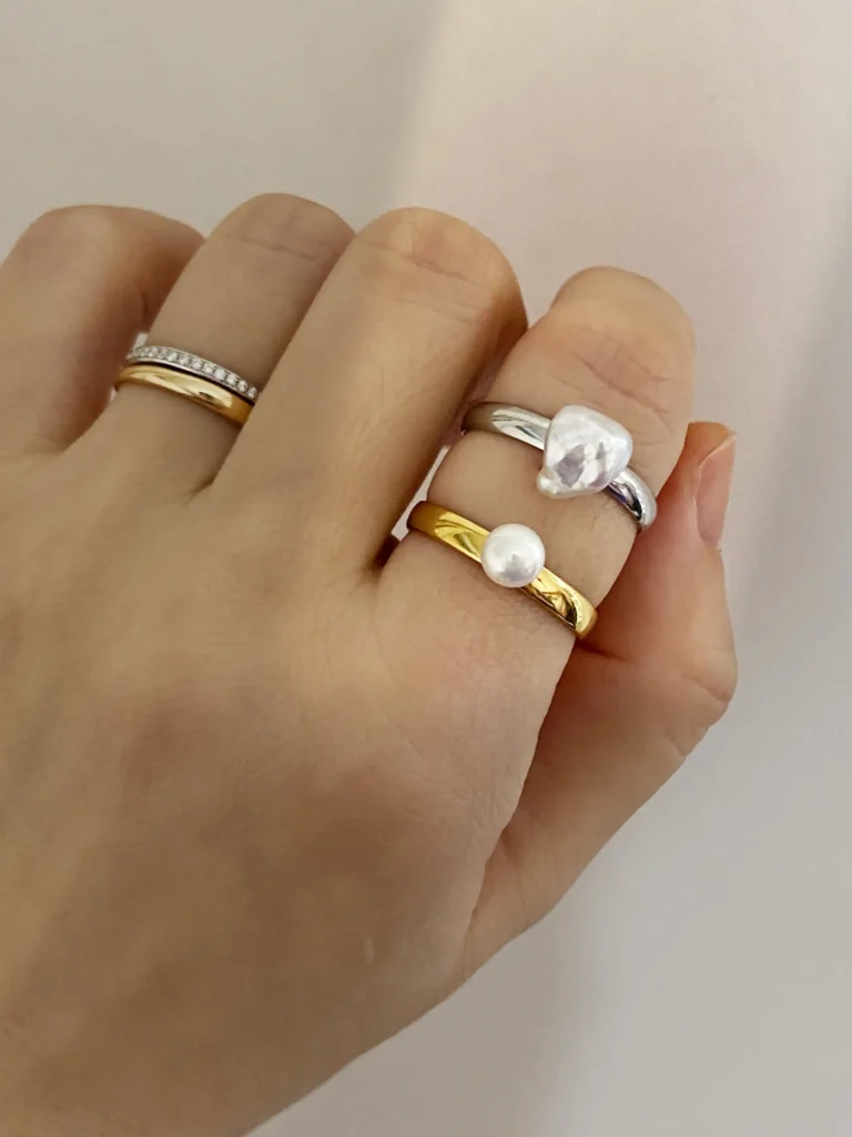 Raffie Pearls 2025 Black Friday Gift Rings