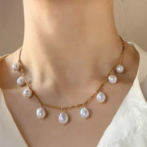 Pearl Droplet Necklace in Non-Tarnish Gold – Freshwater Baroque Pearls